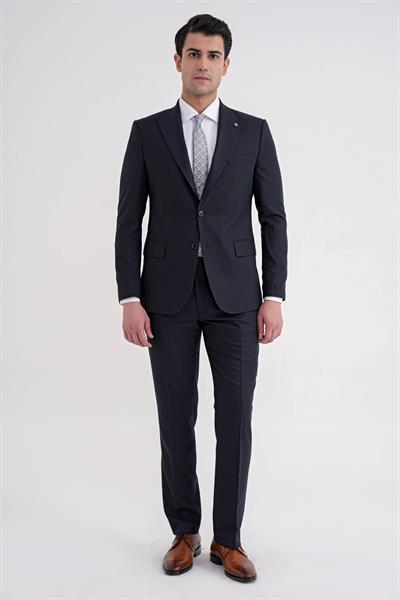 Slim Fit Çift Yırtmaç Sivri Yaka Esnek Lacivert Klasik Takım Elbise TK 939