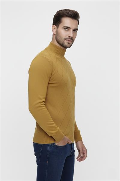 Slim Fit Baklava Desenli Camel Yünlü Yarım Balıkçı Triko Kazak TR 838