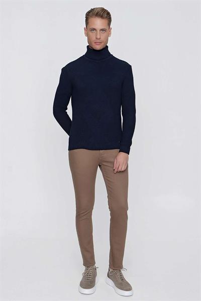 TR 850 Slim Fit Lacivert Klasik Triko