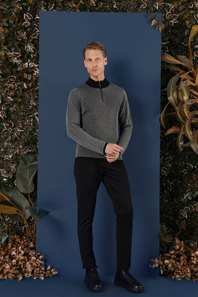 TR 859 Slim Fit Siyah Klasik Triko