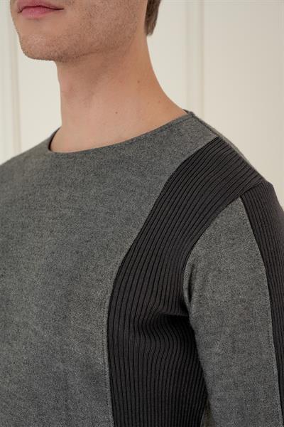 Slim Fit Yandan Ribana Modelli Antrasit Bisiklet Yaka Triko Kazak TR 871