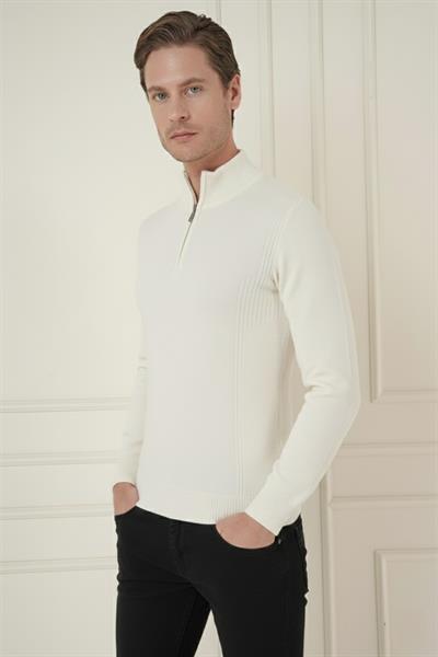 Slim Fit Dokuma Desenli Fermuarlı Yarım Balıkçı Yünlü Ekru Triko Kazak TR 893