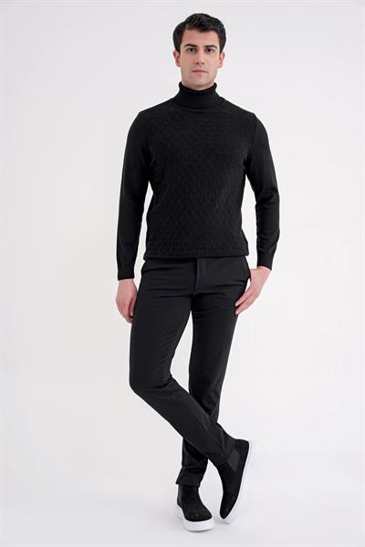 Comfort Fit Baklava Desenli Balıkçı Yaka Yünlü Siyah Triko Kazak TR 895