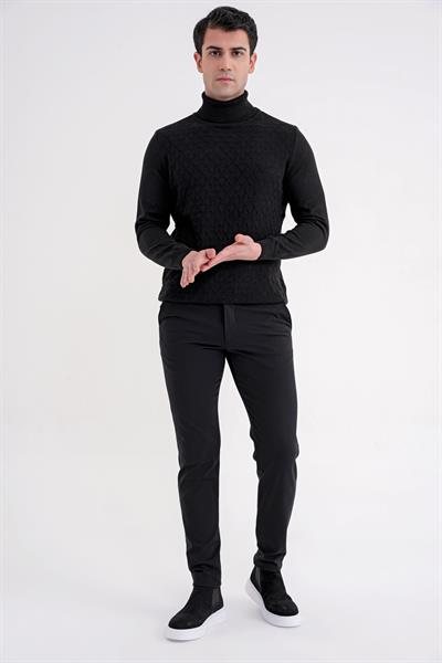 Comfort Fit Baklava Desenli Balıkçı Yaka Yünlü Siyah Triko Kazak TR 895