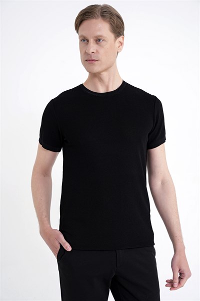 Comfort Fit Rayon Karışımlı Siyah Bisiklet Yaka Tişört TS 925 