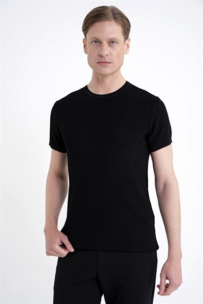 Comfort Fit Rayon Karışımlı Siyah Bisiklet Yaka Tişört TS 925 