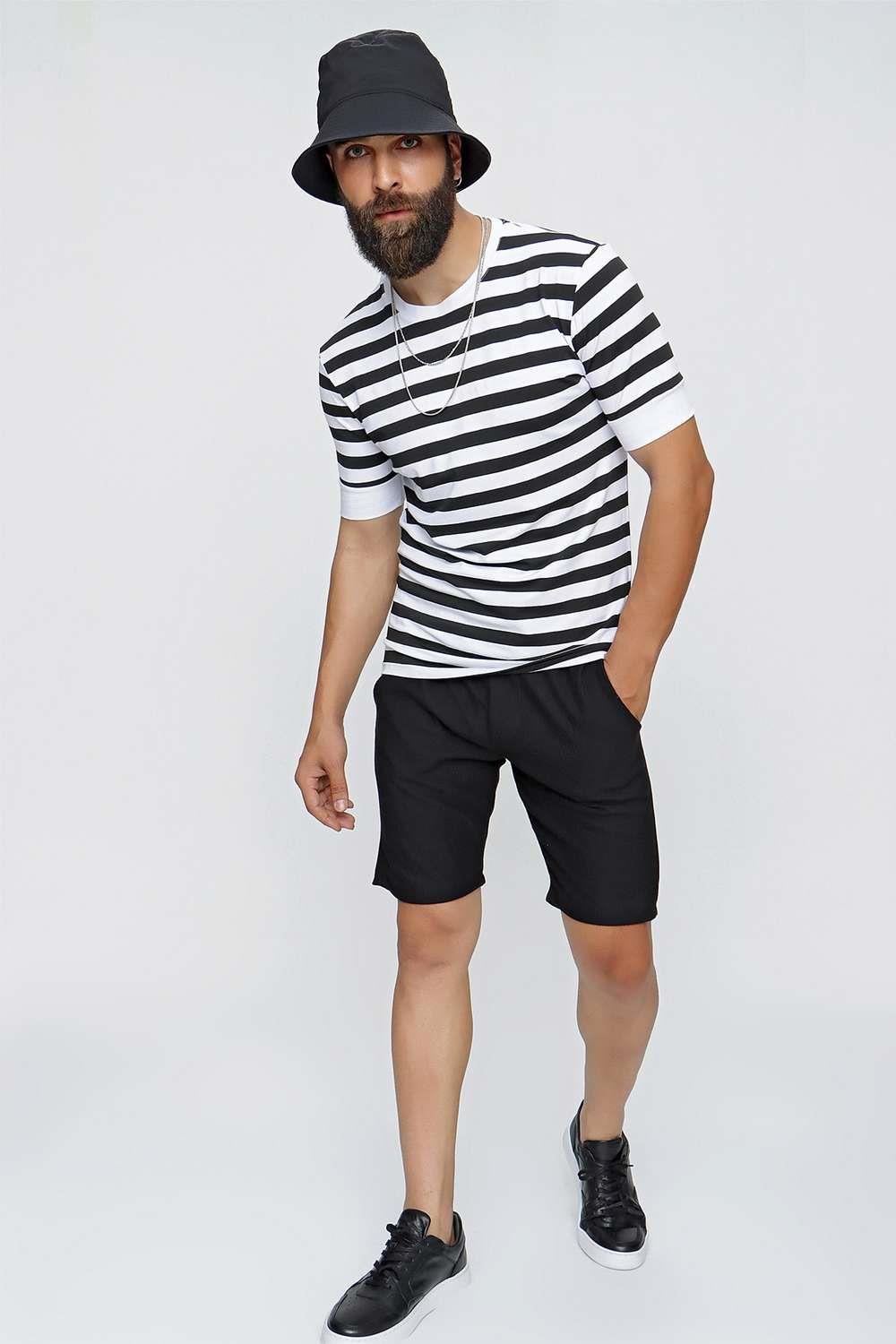 030 Slim Fit Siyah Bermuda