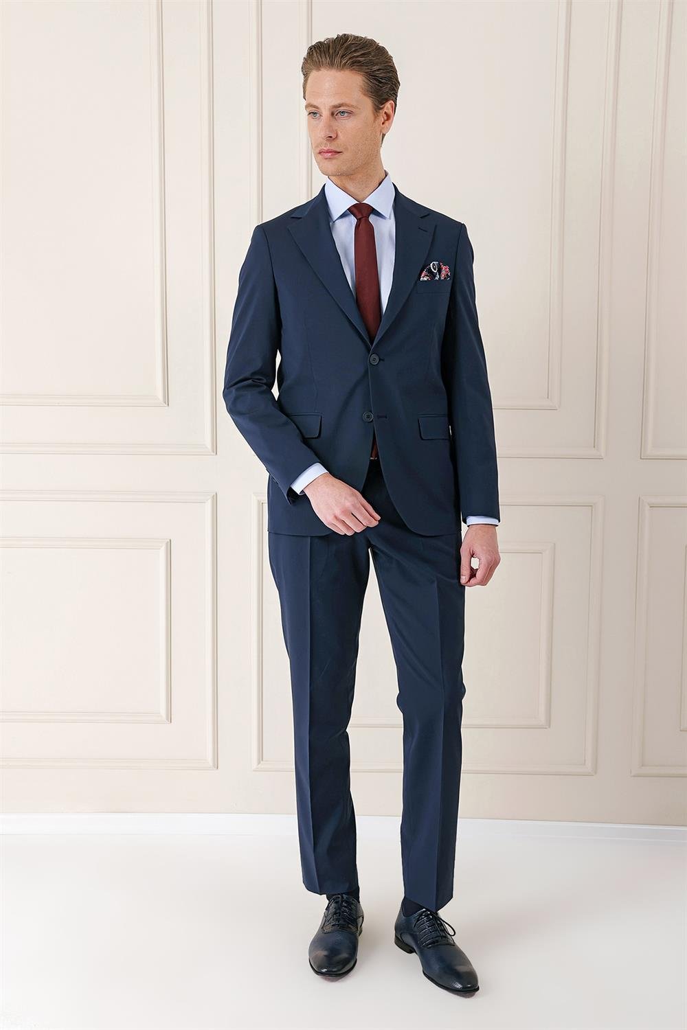 096 Slim Fit %100 Yün Düz Klasik Lacivert Takım Elbise