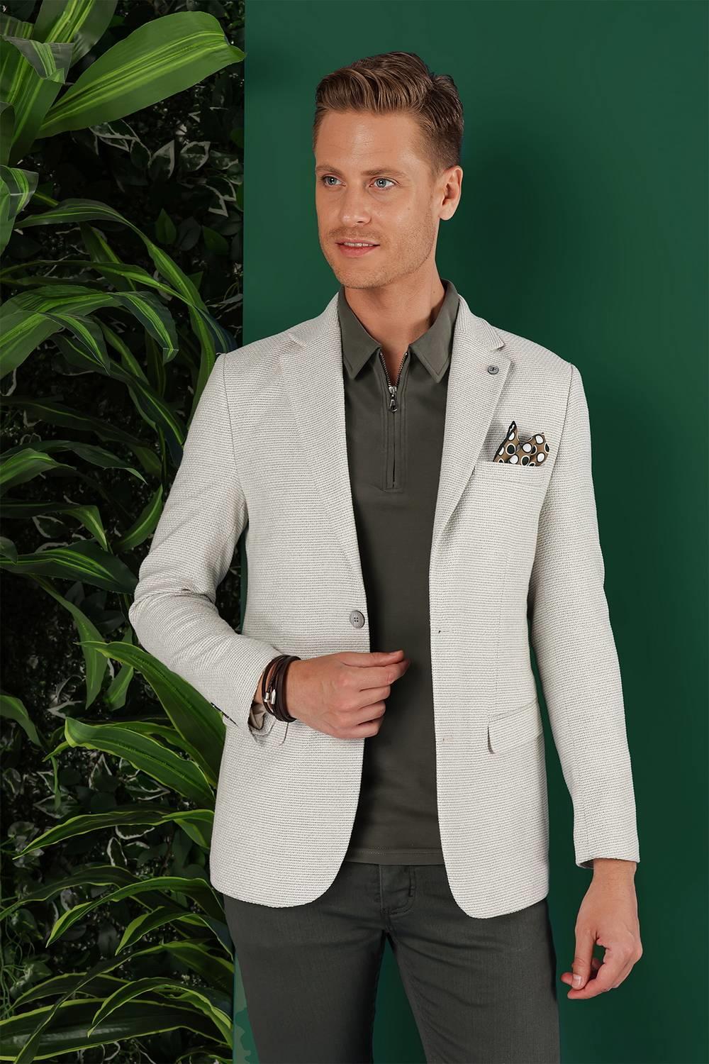 C 636 CEKET