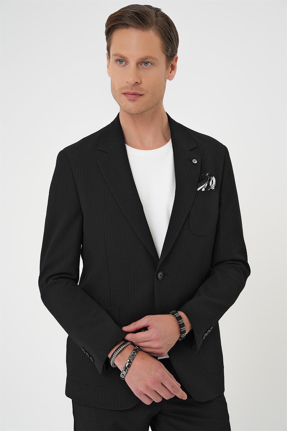 C 703 Comfort Fit Mono Yaka Çift Yırtmaç Torba Cep Gofre Kumaş Casual Siyah Ceket