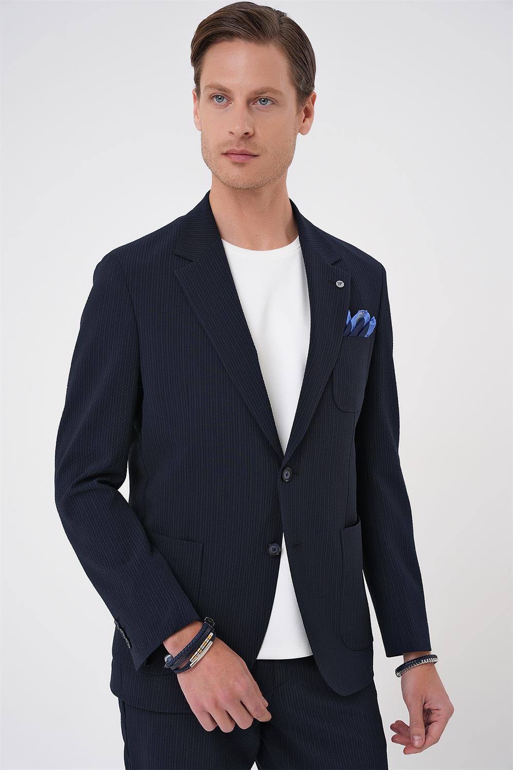 C 703 Comfort Fit Mono Yaka Çift Yırtmaç Torba Cep Gofre Kumaş Casual Lacivert Ceket