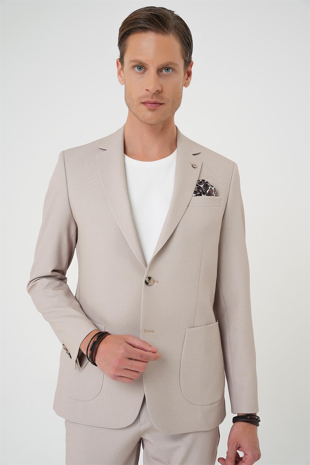 C 705 Comfort Fit Mono Yaka Çift Yırtmaç Torba Cep Kendinden Desenli Casual Bej Ceket