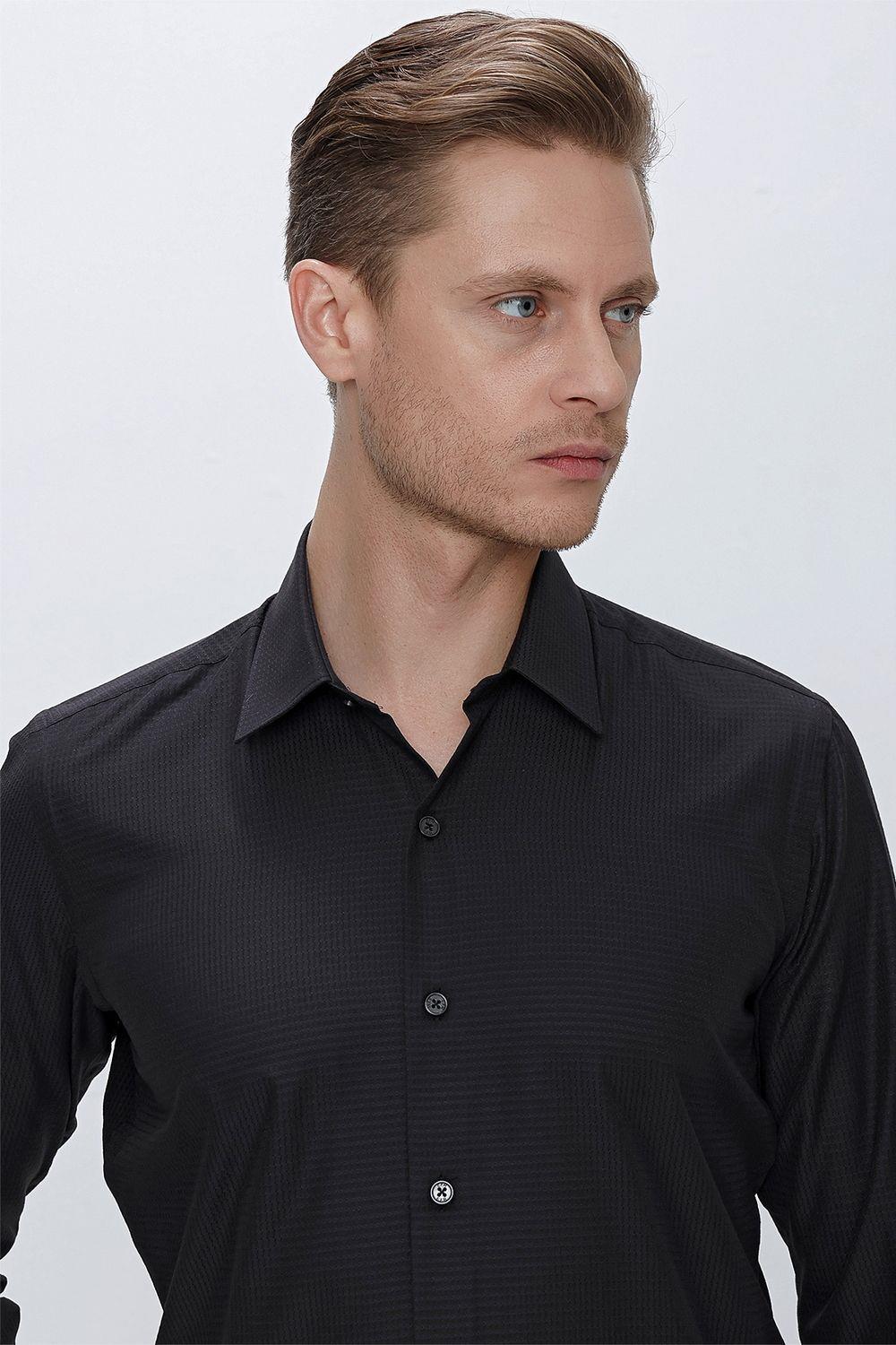 GK 663 Slim Fit Siyah Klasik Gömlek