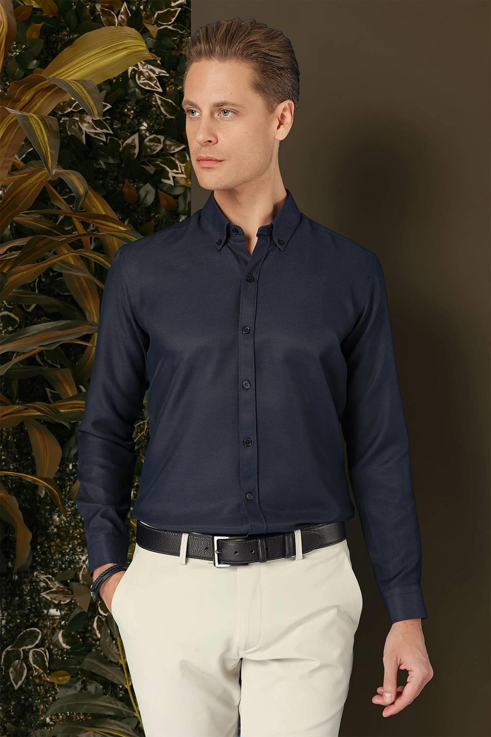 GK 686 Slim Fit Koyu Lacivert Klasik Gömlek