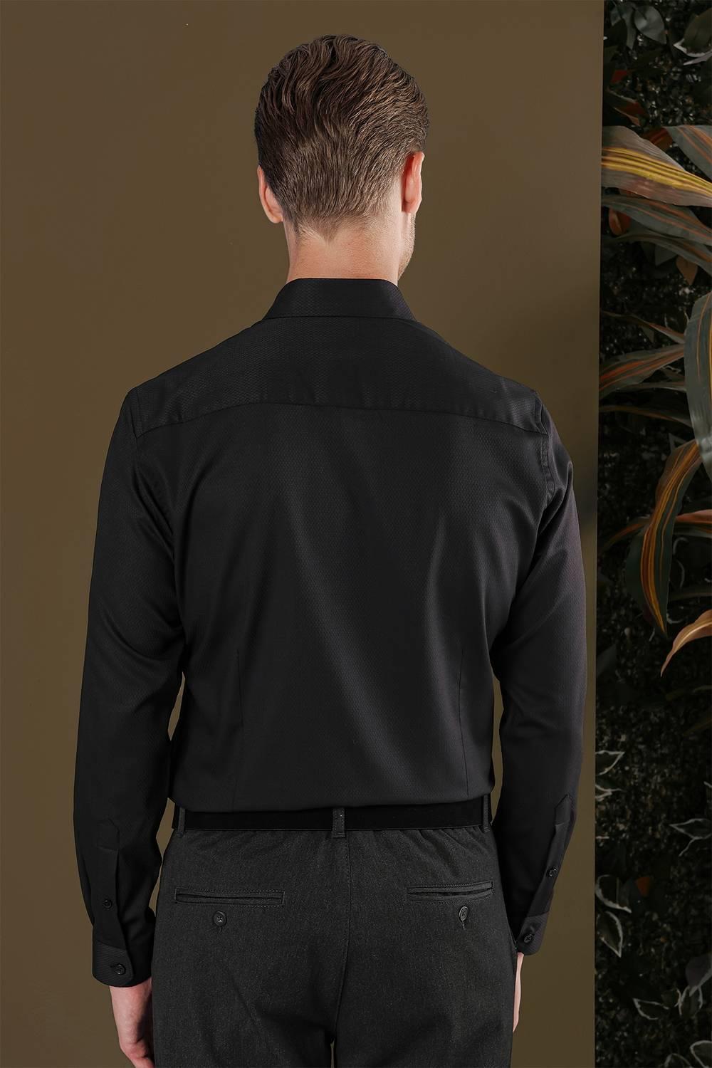 GK 706 Slim Fit Siyah Klasik Gömlek