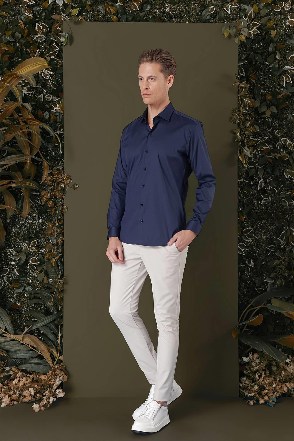 GK 709 Slim Fit Lacivert Klasik Gömlek
