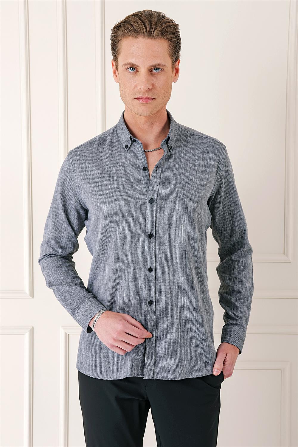 Gk 723 Slim Fit Düğmeli Yaka %100 Pamuk Klasik Siyah Gömlek
