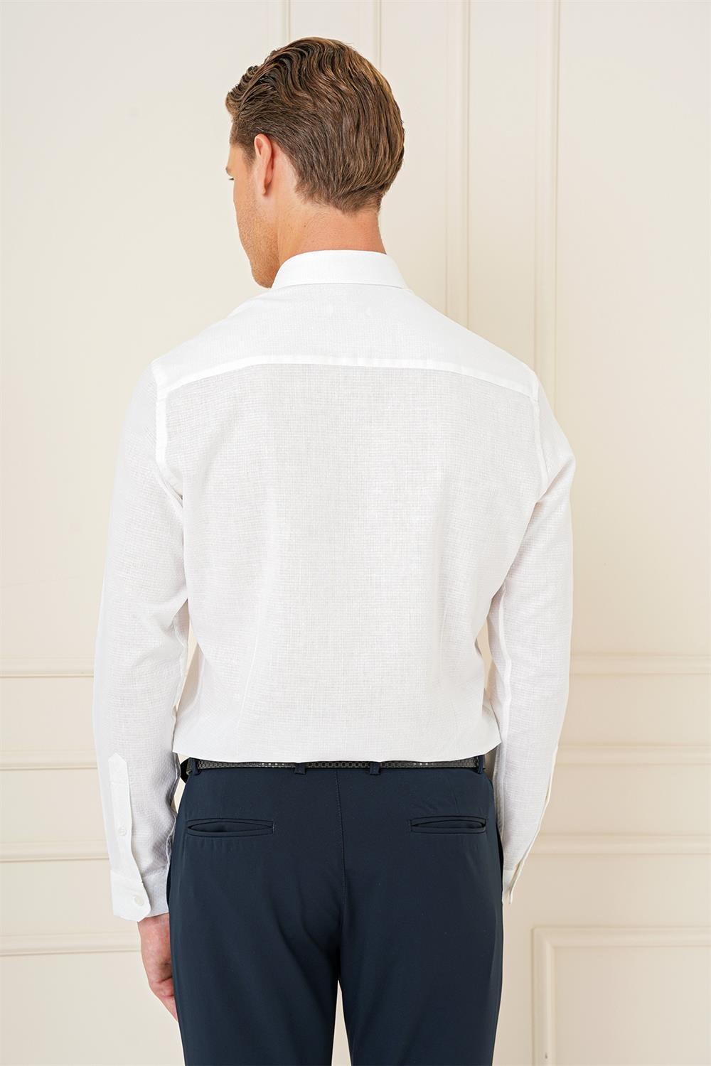 Gk 726 Slim Fit Düğmeli Yaka Dokulu %100 Pamuk Klasik Beyaz Gömlek