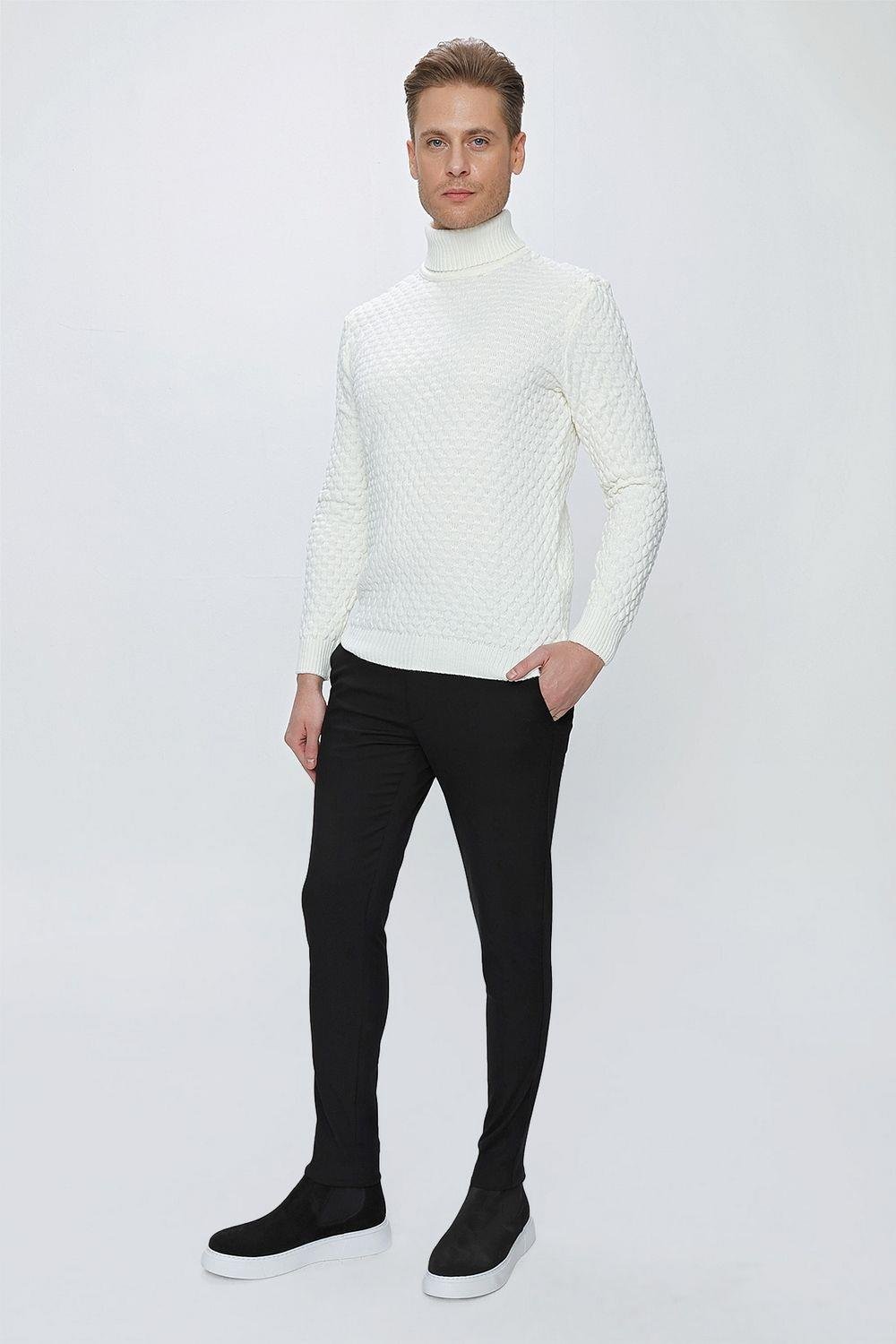 P 1100 Slim Fit Siyah Spor Pantolon