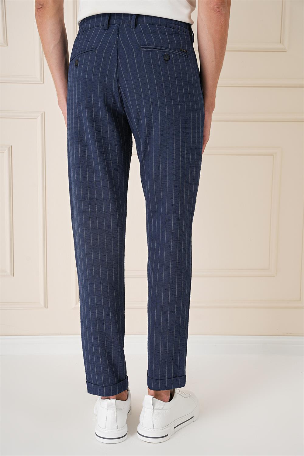 P 1157 PANTOLON