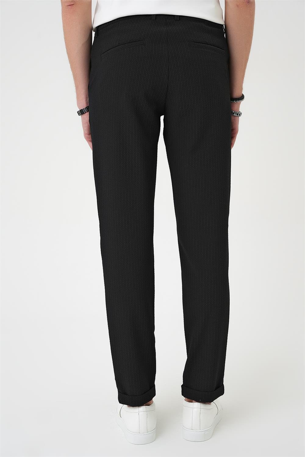 P 1177 Comfort Fit Gofre Dokulu Beli Lastikli Siyah Jogger Pantolon