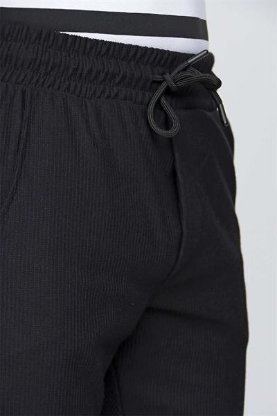 030 Slim Fit Siyah Bermuda