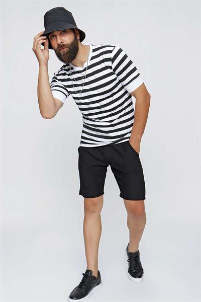 030 Slim Fit Siyah Bermuda