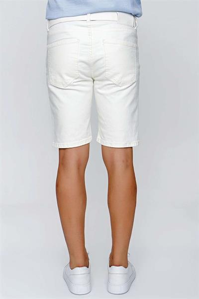 031 Slim Fit Beyaz Bermuda