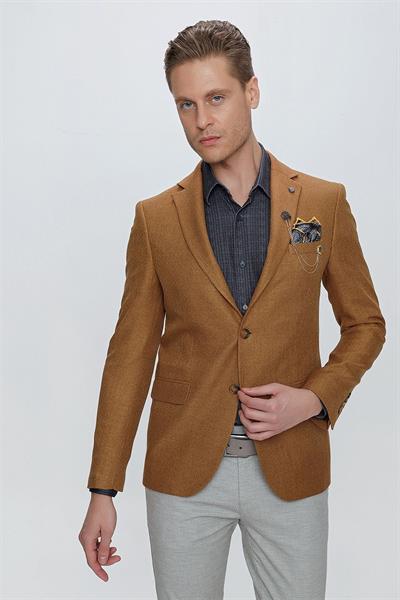 C 629 CEKET