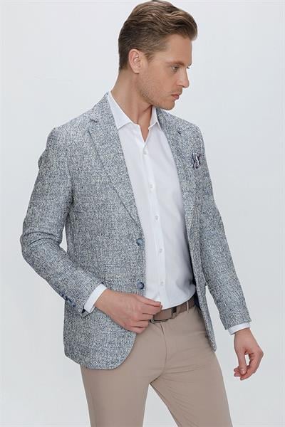 C 637 CEKET