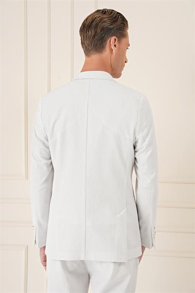 C 678 CEKET