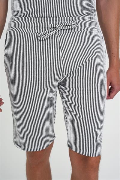 Comfort Fit Bağcıklı Bel Çizgili Pamuk Casuel Siyah Şort Bermuda 038 