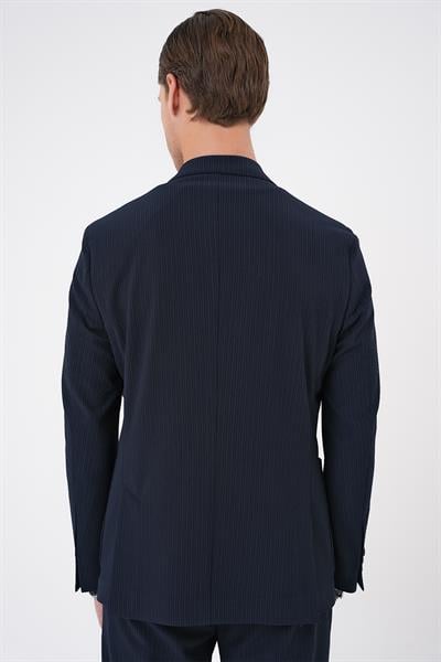 Comfort Fit Mono Yaka Çift Yırtmaç Torba Cep Gofre Kumaş Casual Lacivert Ceket C 703
