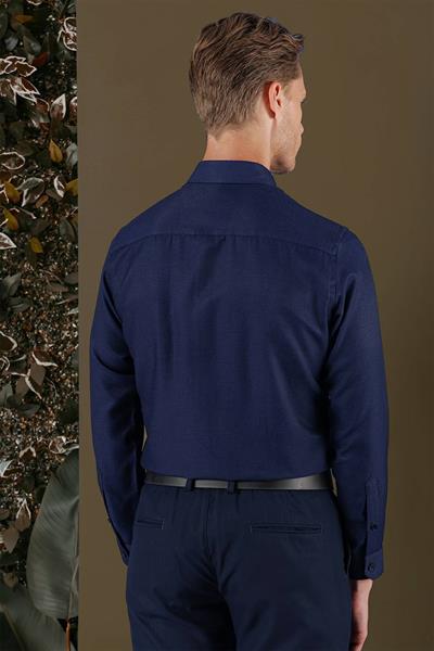 GK 686 Slim Fit Lacivert Klasik Gömlek