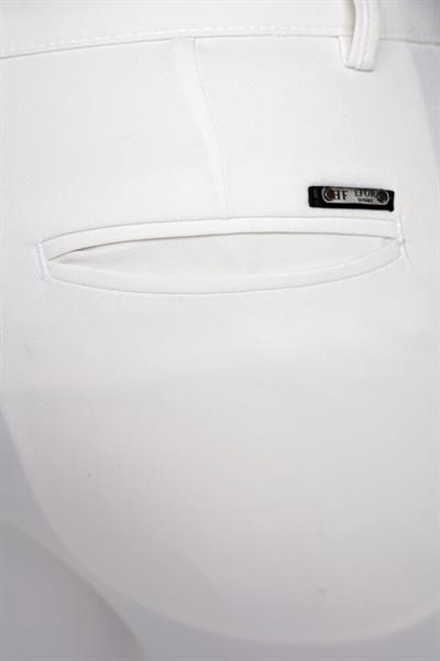 P 1088 Slim Fit Yan Cep Esnek Pamuklu Casuel Beyaz Pantolon