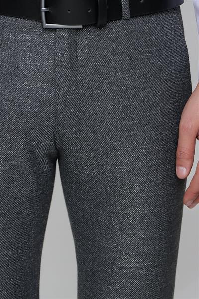P 1090 Slim Fit Siyah Spor Pantolon