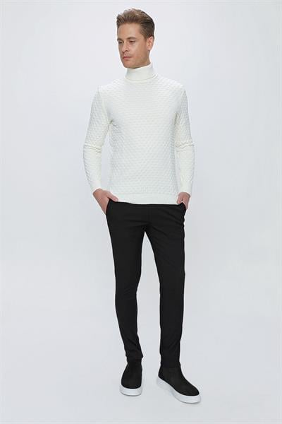 P 1100 Slim Fit Siyah Spor Pantolon