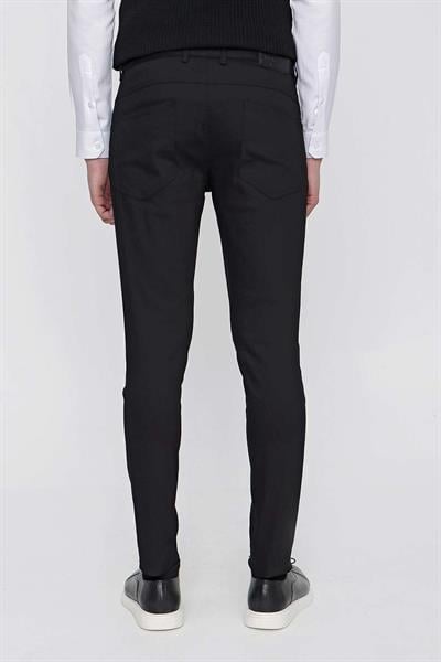 P 1101 Slim Fit Siyah Spor Pantolon