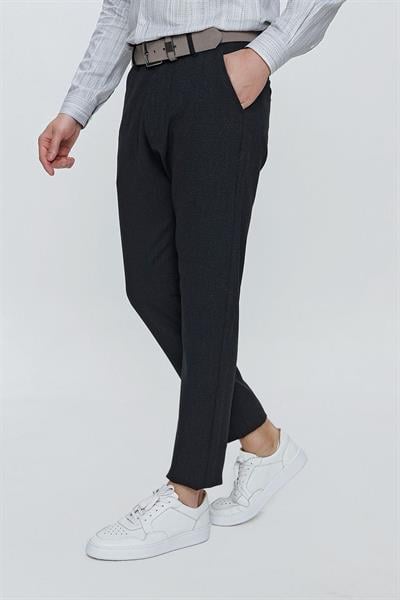 P 1105 Slim Fit Siyah Spor Pantolon