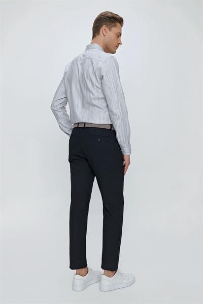 P 1105 Slim Fit Siyah Spor Pantolon