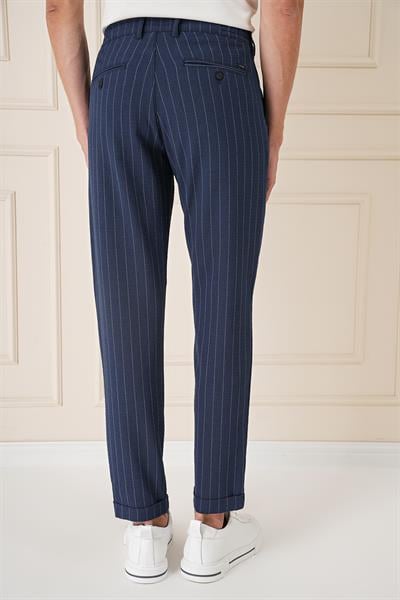 P 1157 PANTOLON