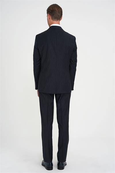 Slim Fit Çift Yırtmaç Çizgili Kruvaze Klasik Koyu Lacivert Takım Elbise Tk 925