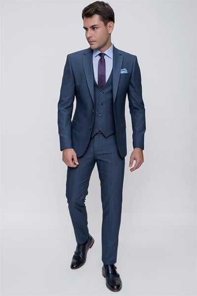 TK 826 Slim Fit Gece Mavisi Klasik Takım Elbise