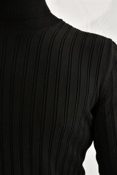 TR 813 Slim Fit Siyah Balıkçı Triko