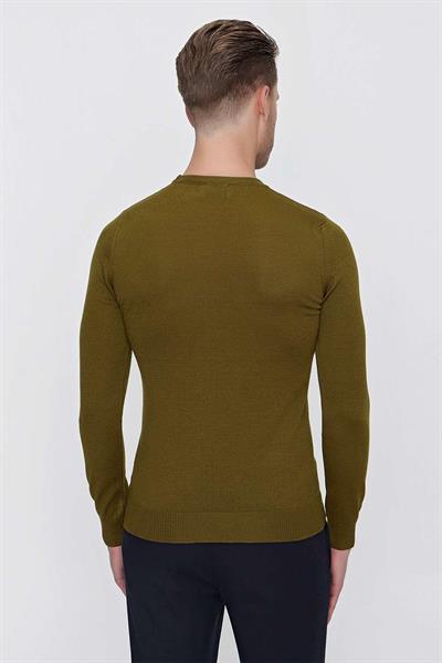 TR 840 Slim Fit Haki Klasik Triko