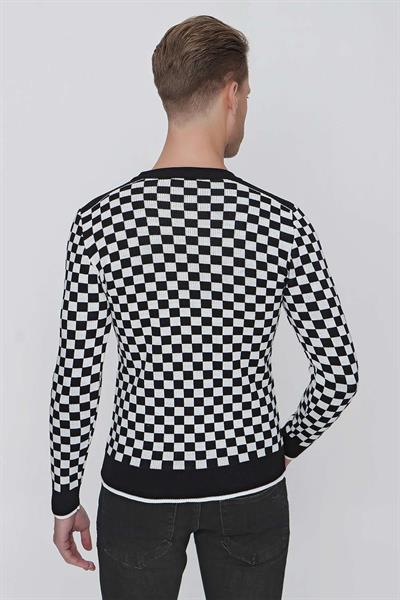 TR 843 Slim Fit Siyah Klasik Triko
