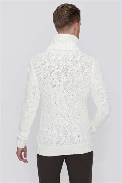 TR 844 Slim Fit Ekru Klasik Triko
