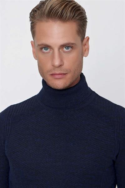 TR 847 Slim Fit Lacivert Klasik Triko