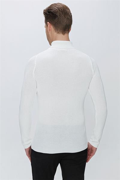 TR 852 Slim Fit Ekru Klasik Triko
