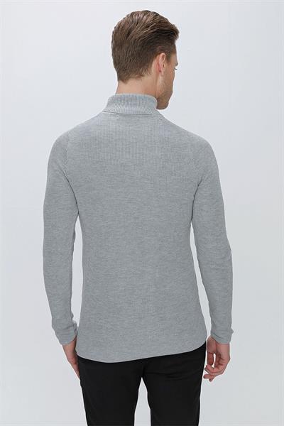 TR 852 Slim Fit Gri Klasik Triko